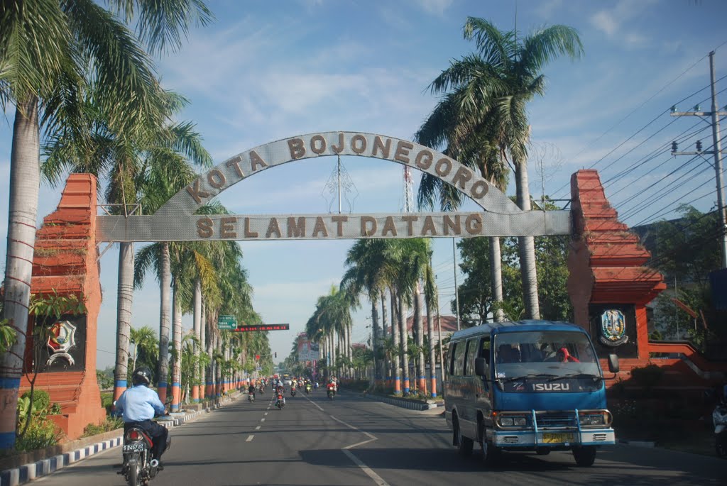Wujudkan Bojonegoro Bersinar (Bersih, Sehat, Indah Dan Rapi) 2015 Mulai Dari Lingkungan Terdekat Kit