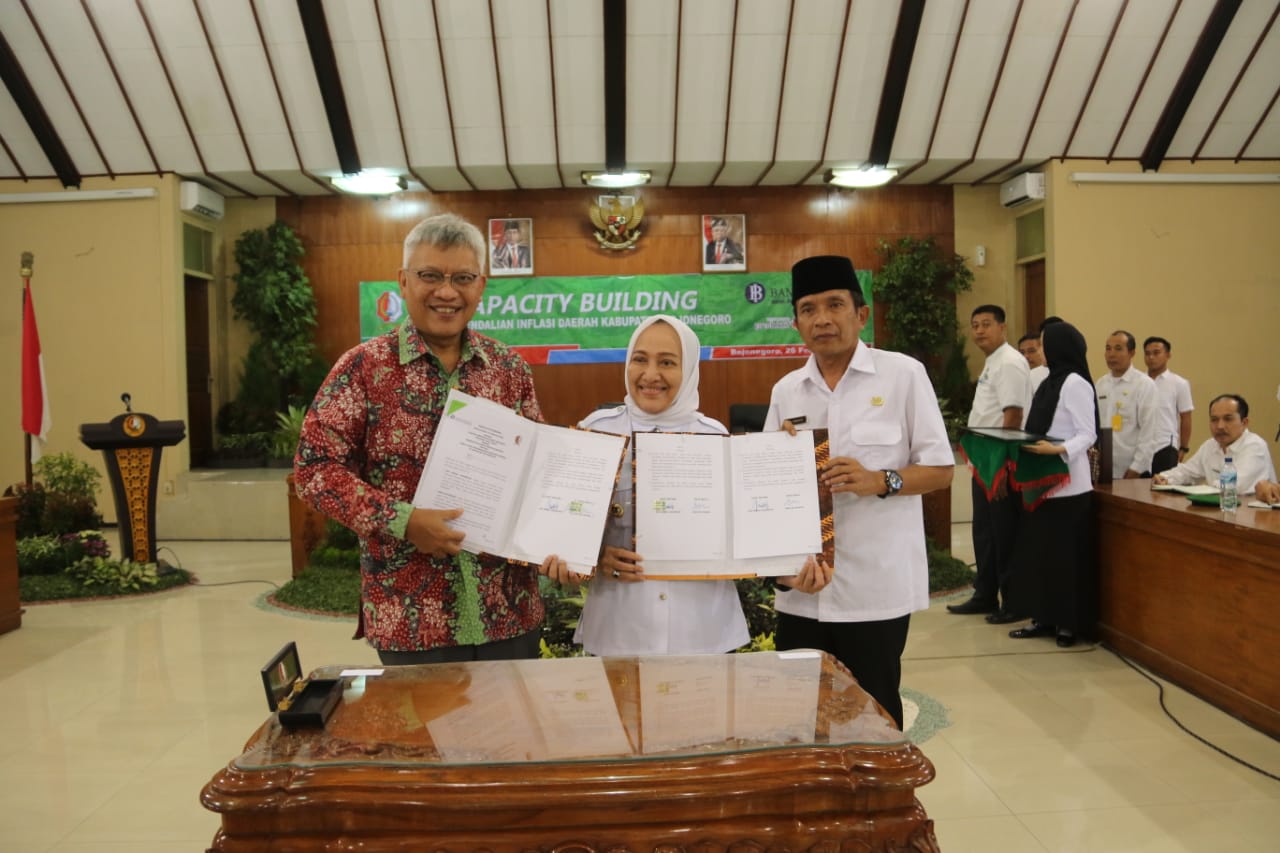 Pelaksanaan Rapat Capacity Building TPID